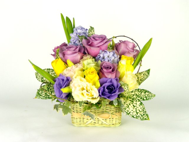 Florist Flower Arrangement - Pleasant Surprise - P9343 Photo